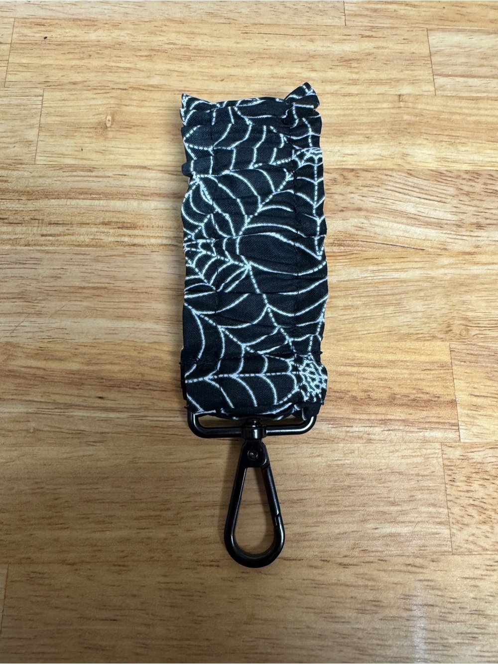 Spiderweb wristlet keyring keychain